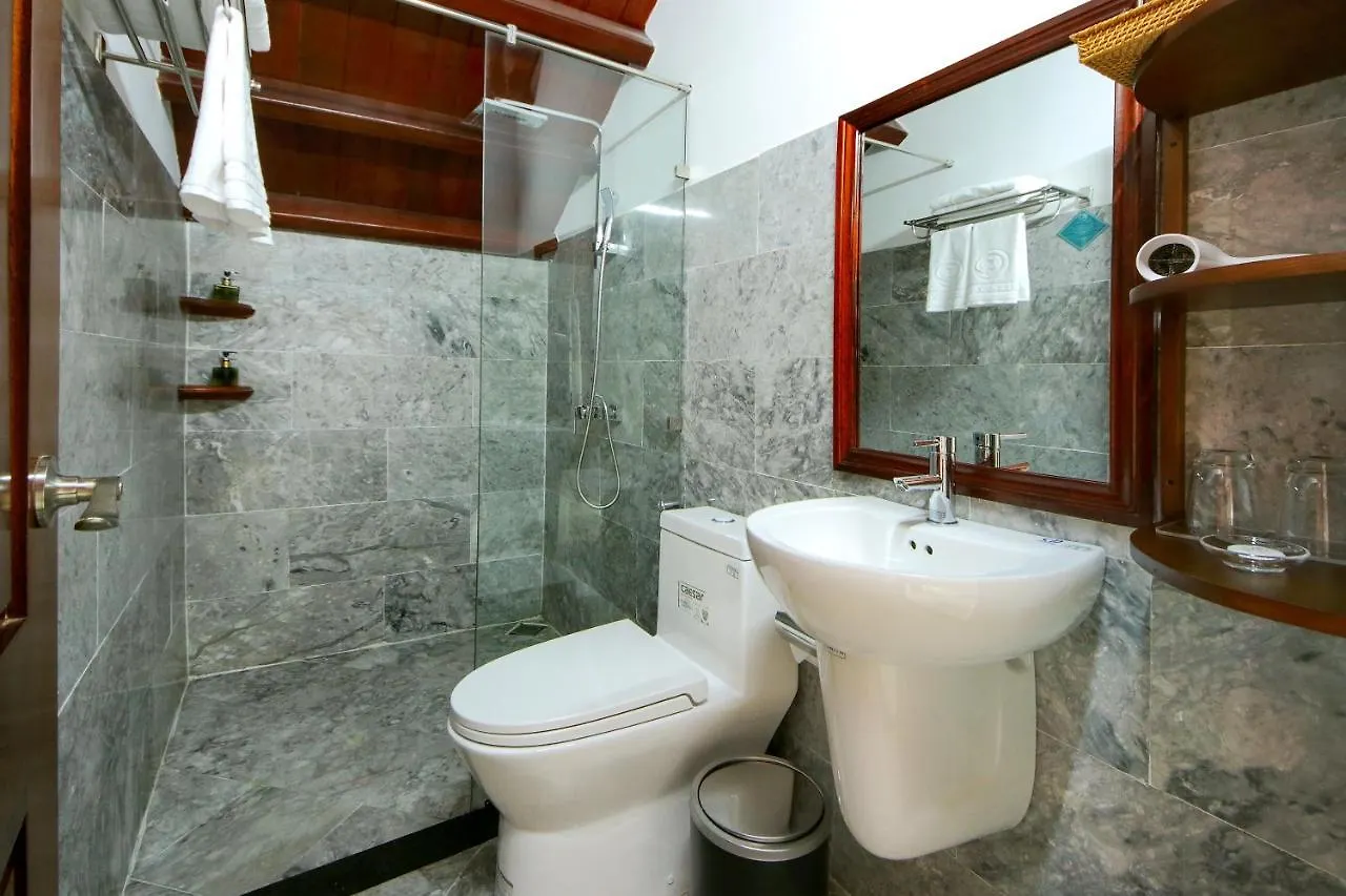 Otel Threeway Riverside Villa Hoi An
