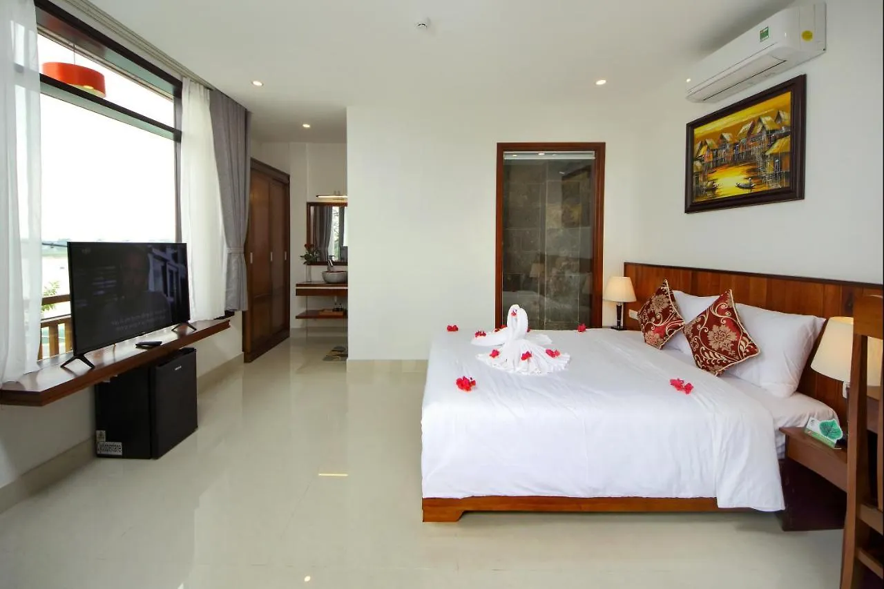 Threeway Riverside Villa Hoi An Otel